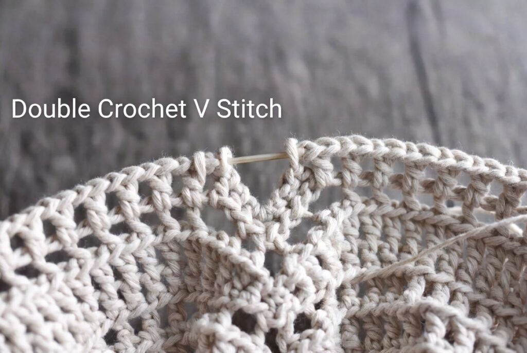 Double crochet V stitch pattern for beginners